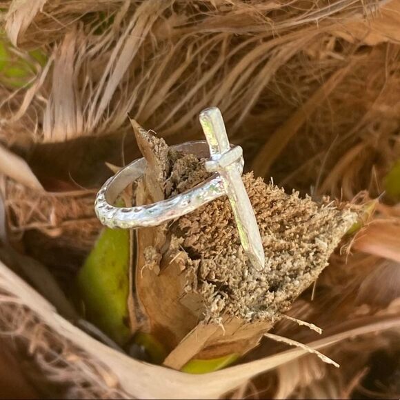 Sterling Silver Plated Renaissance Medieval sword Rings - Picture 4 of 8